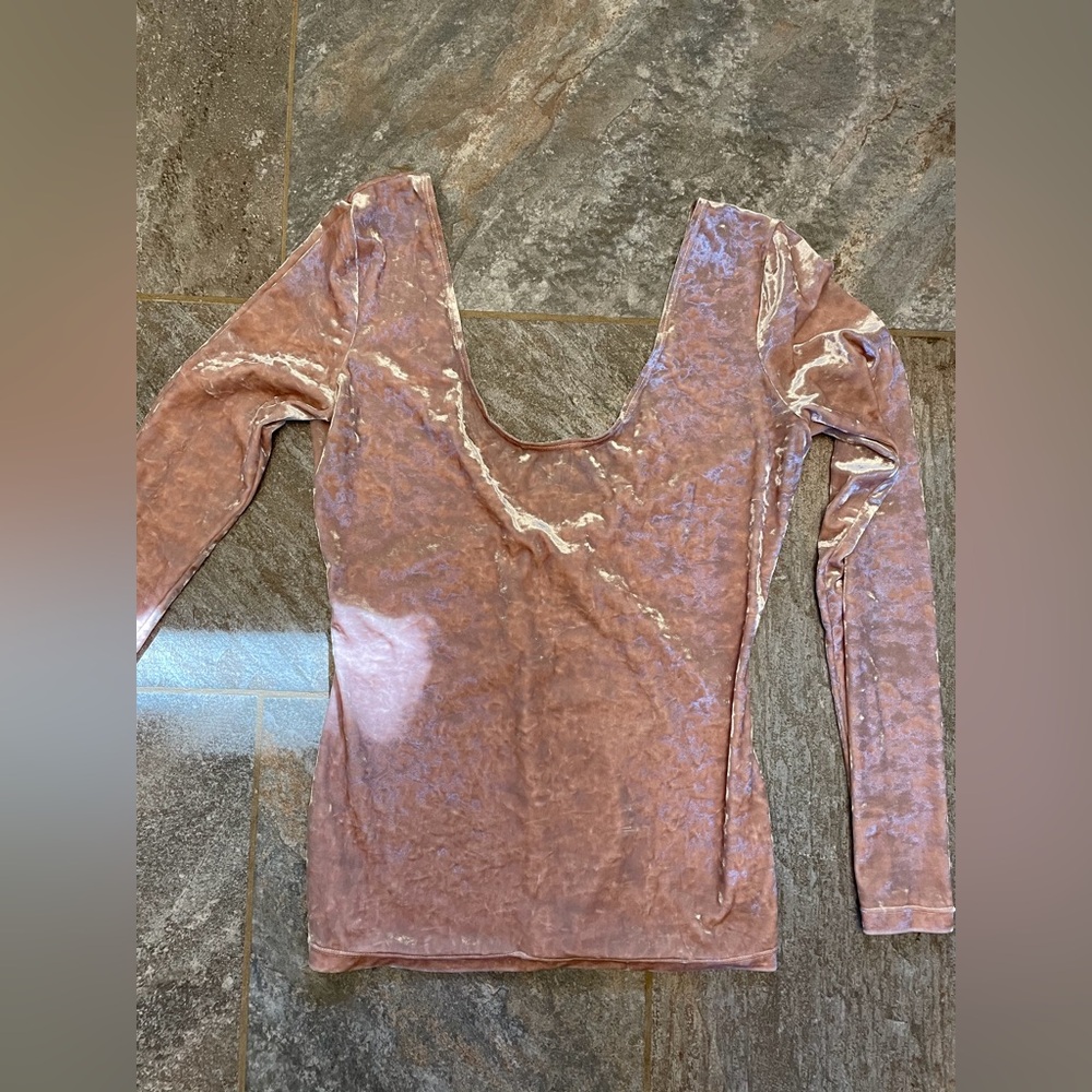 Elegant Velvet Women's Top in Pink
